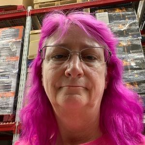 Meet your Posher, April